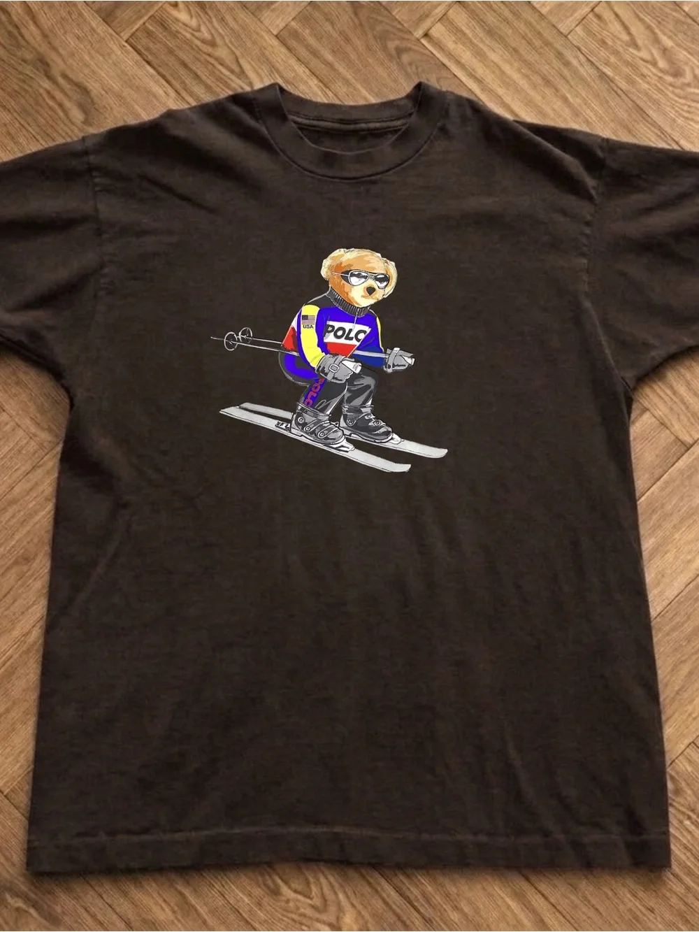 Gildan Brown Graphic Tee Sports Bear Design